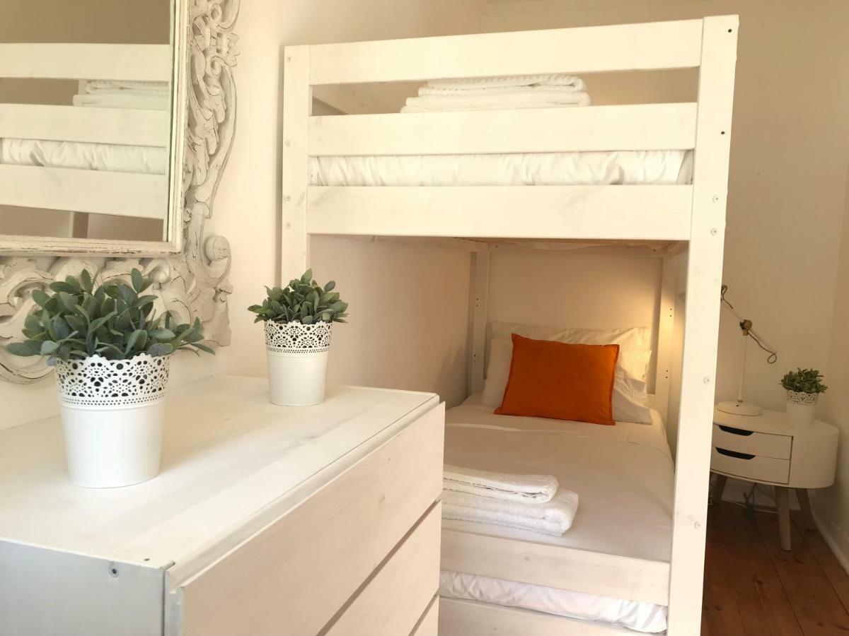 Santosweethome 2 Lissabon Buitenkant foto